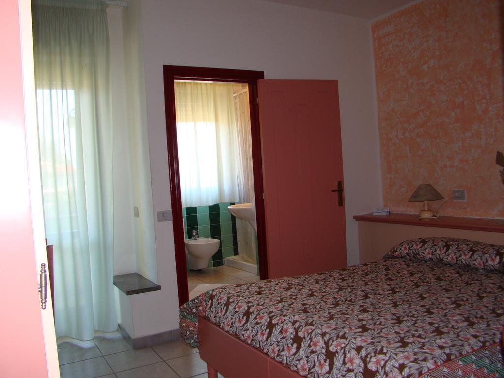 Hotel S'Ustiarvu- Nuova Gestione Cala Liberotto Zewnętrze zdjęcie
